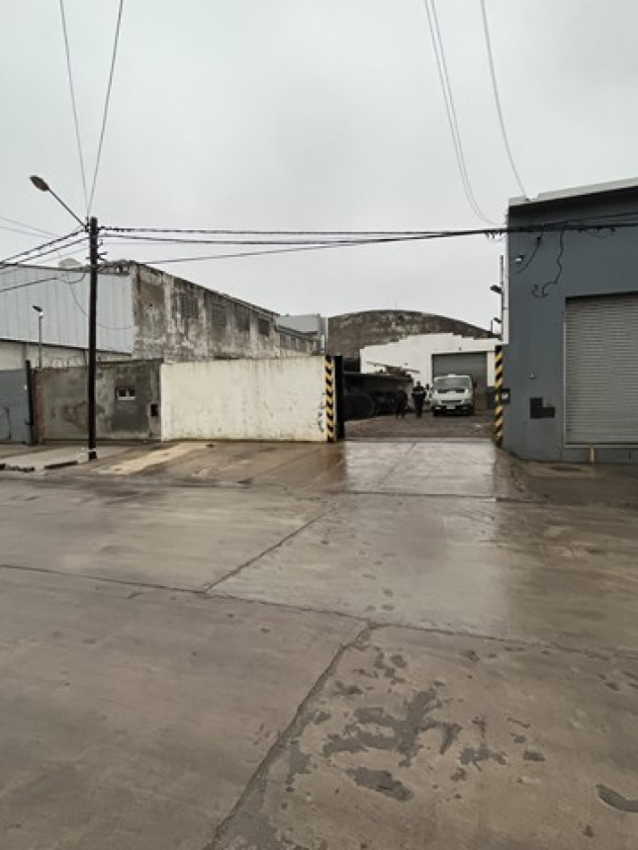 Galpon zona Industrial Puerto