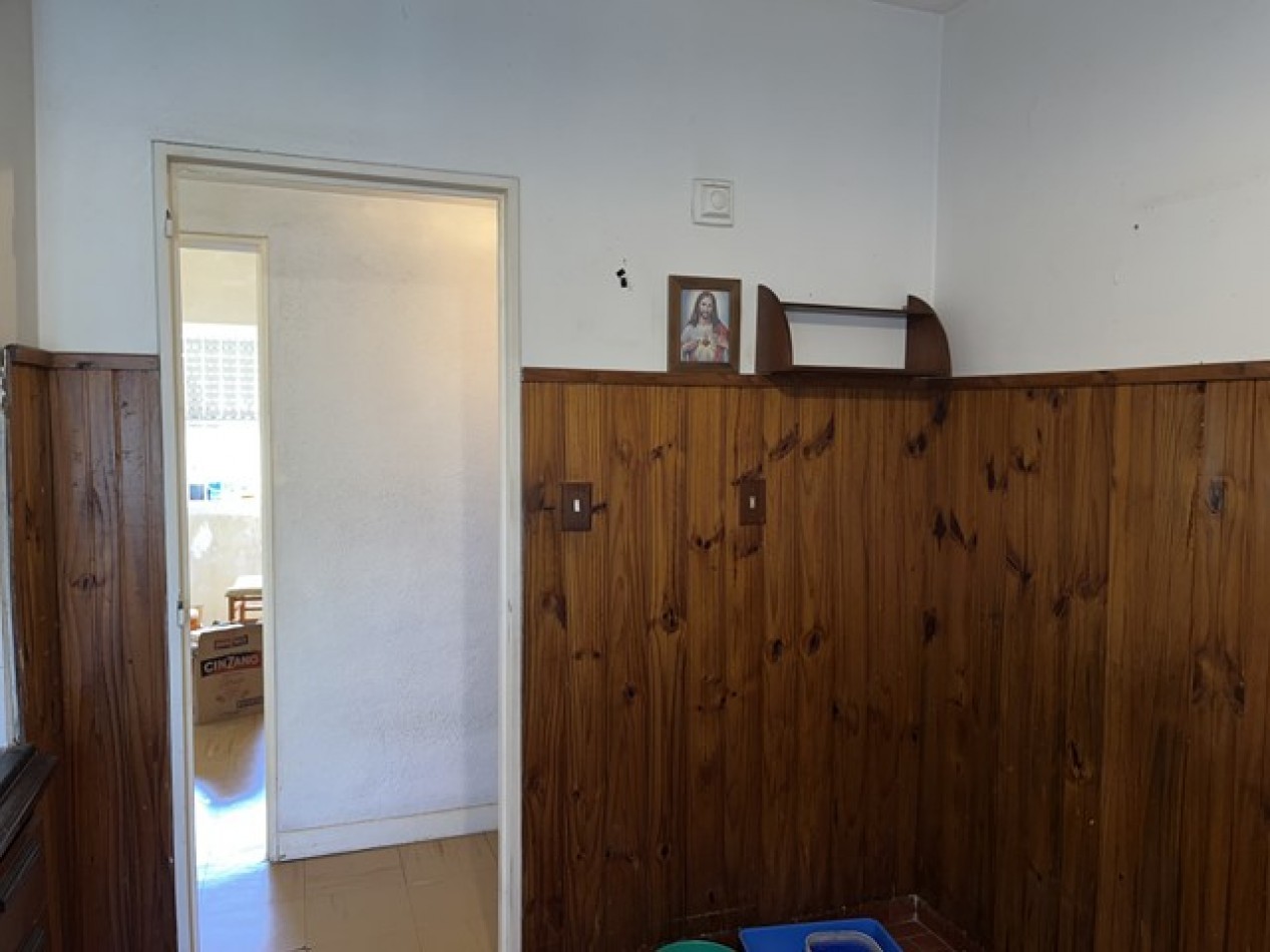 DPTO. A LA CALLE Y CFTE. ABIERTO 5 AMB.C/COCH. DESC.-BALCON-JARDIN DE INVIERNO-VISTA LATERAL AL MAR (