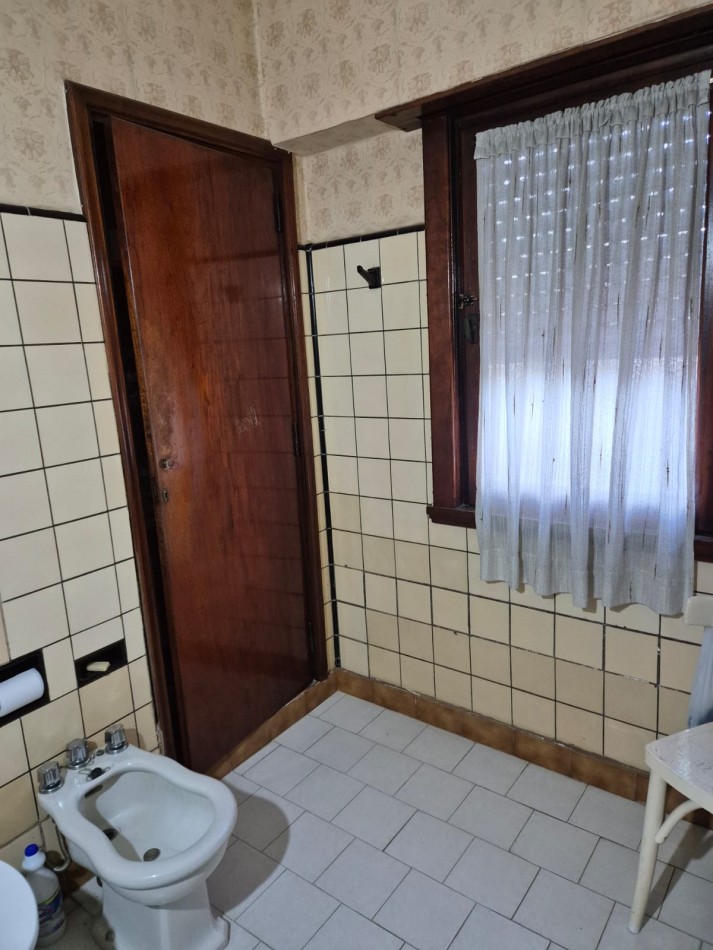 Excelente Chalet 4 amb. P. Alta - Comercial o Profesional