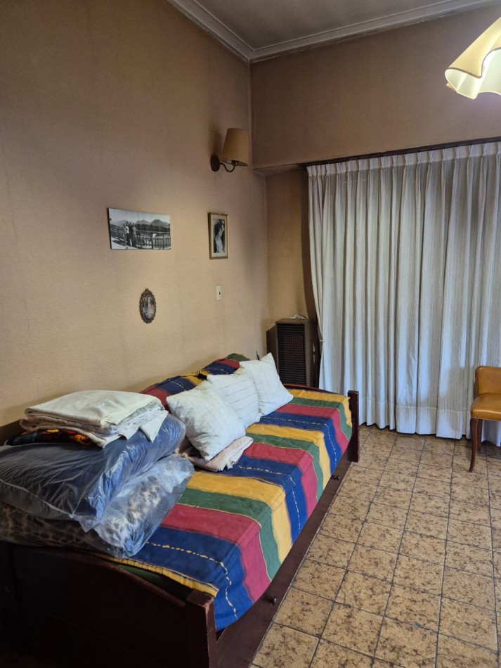 Excelente Chalet 4 amb. P. Alta - Comercial o Profesional