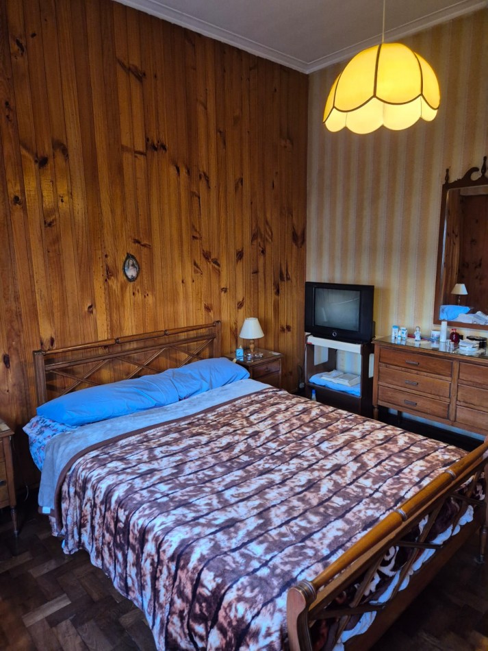 Excelente Chalet 4 amb. P. Alta - Comercial o Profesional