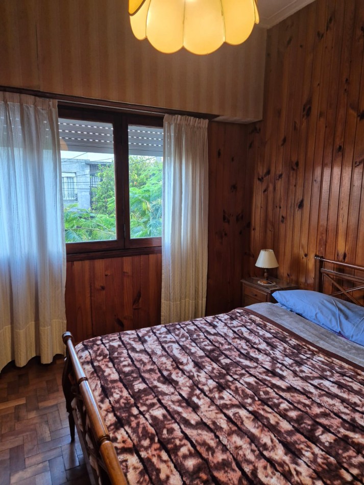 Excelente Chalet 4 amb. P. Alta - Comercial o Profesional