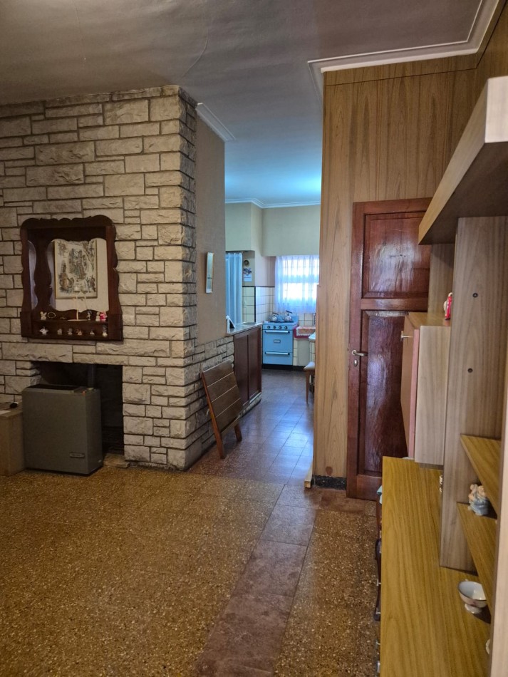 Excelente Chalet 4 amb. P. Alta - Comercial o Profesional