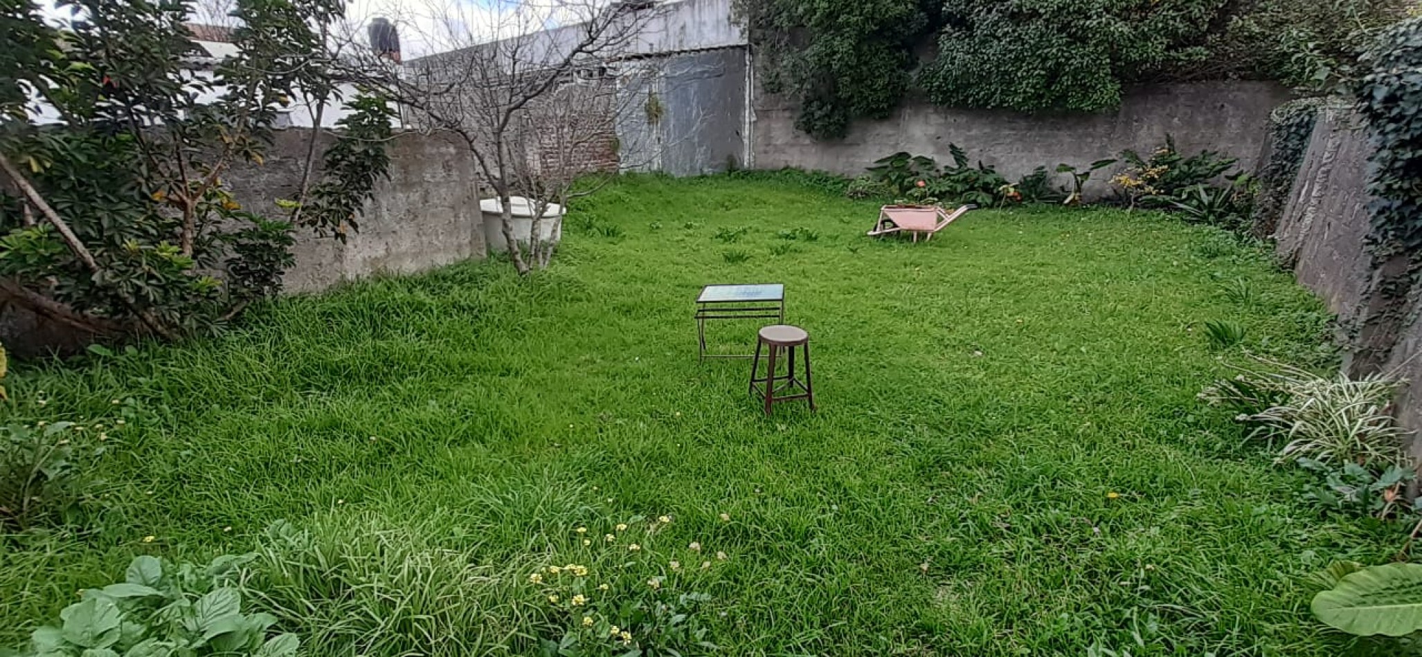 Monoambiente a la calle con gran Parque