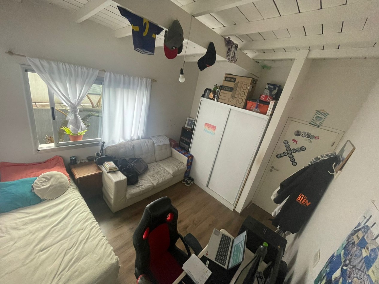 Casa estilo moderno 5 amb. c/ gran parque en el corazon del barrio z/Caisamar