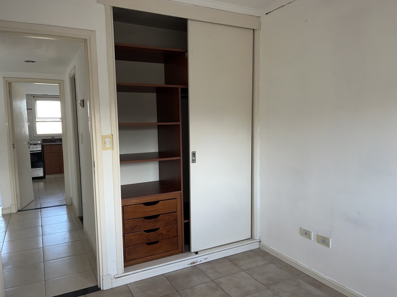 Departamento 3 amb. A la Calle con balcon terraza