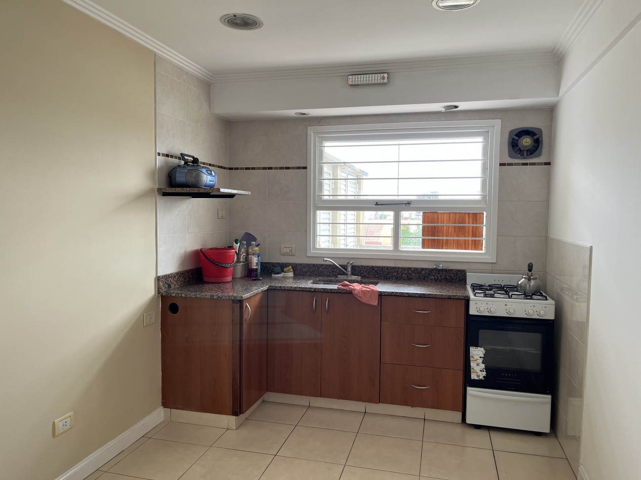 Departamento 3 amb. A la Calle con balcon terraza