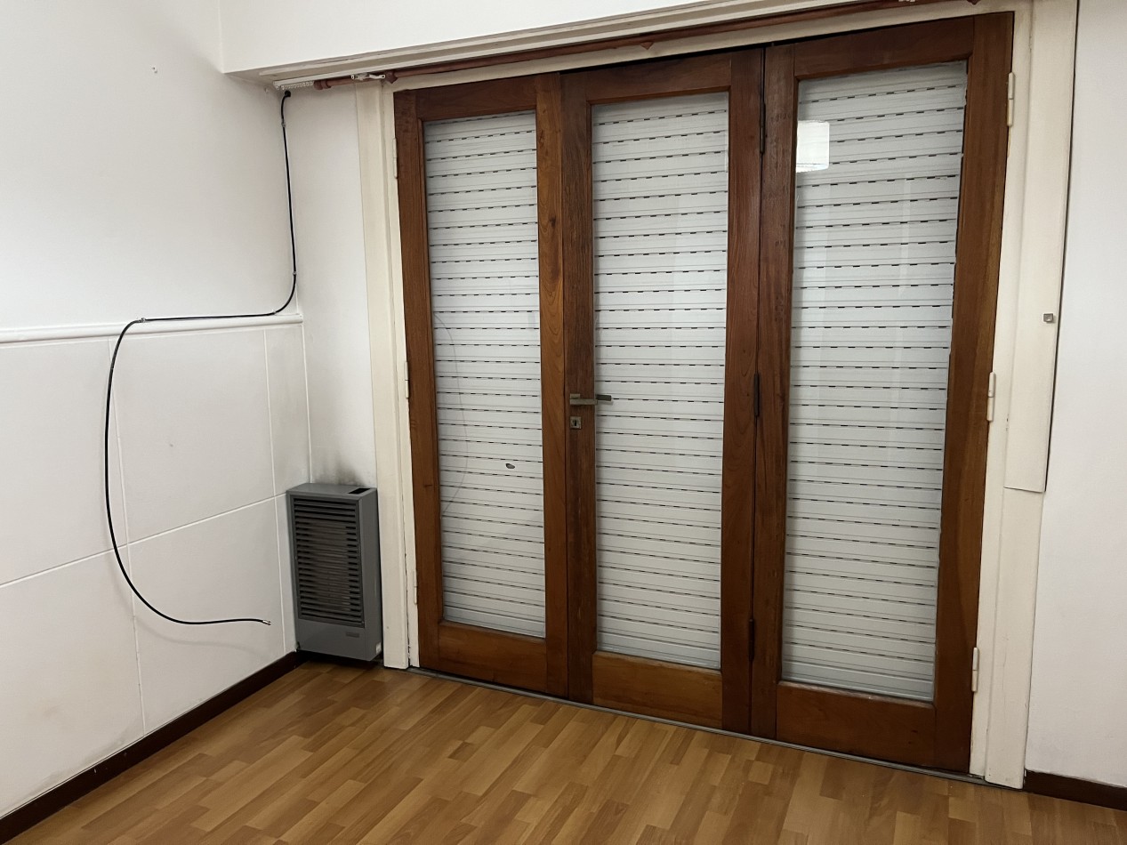 Dpto. 3 amb. c/patio 