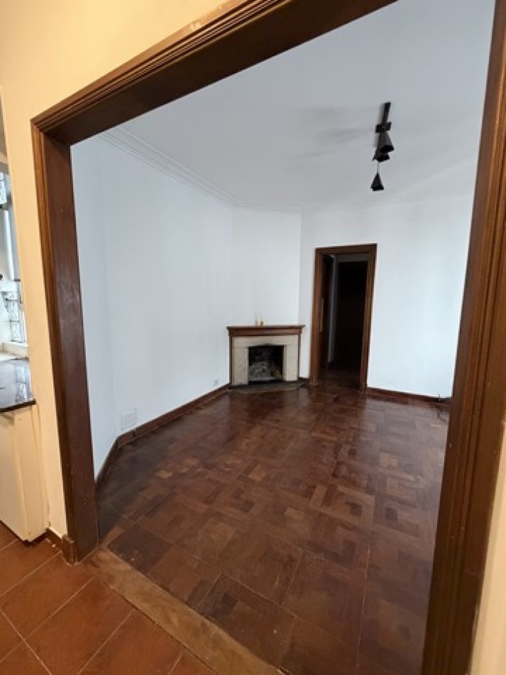 Departamento con 2 baños - cochera