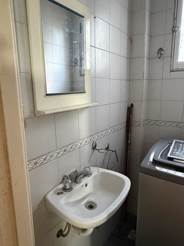 Departamento con 2 baños - cochera