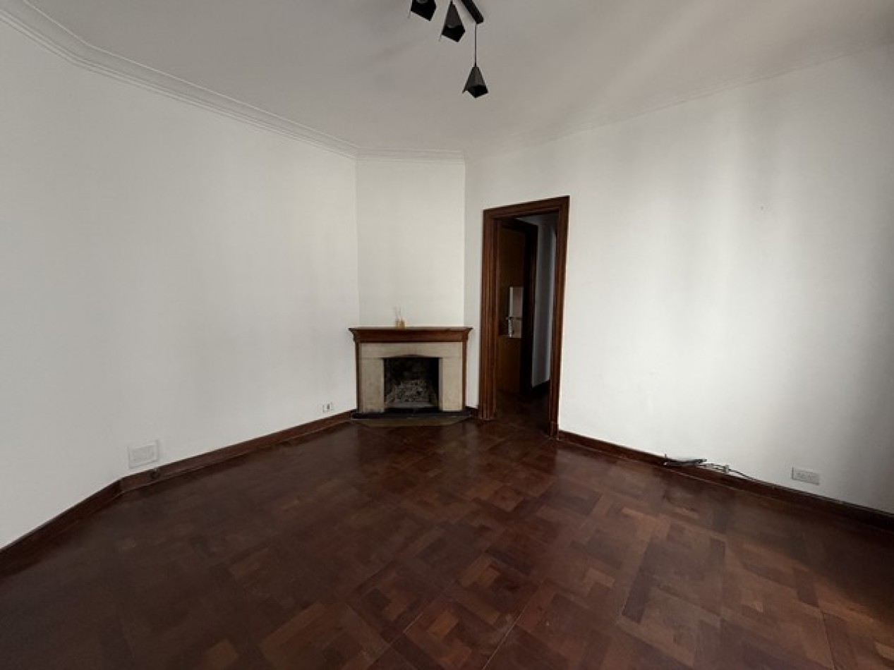 Departamento con 2 baños - cochera