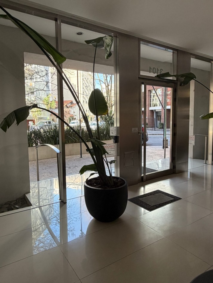 Departamento de 4 amb. con cochera