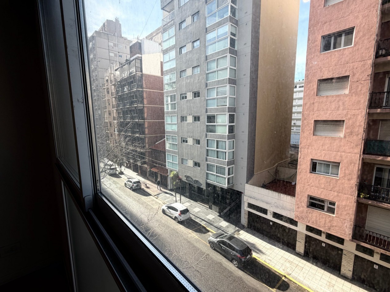 Departamento de 4 amb. con cochera