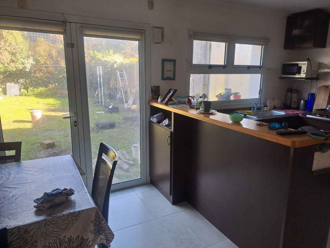 Chalet 5 amb. - escritorio - garage doble paralelo - parque