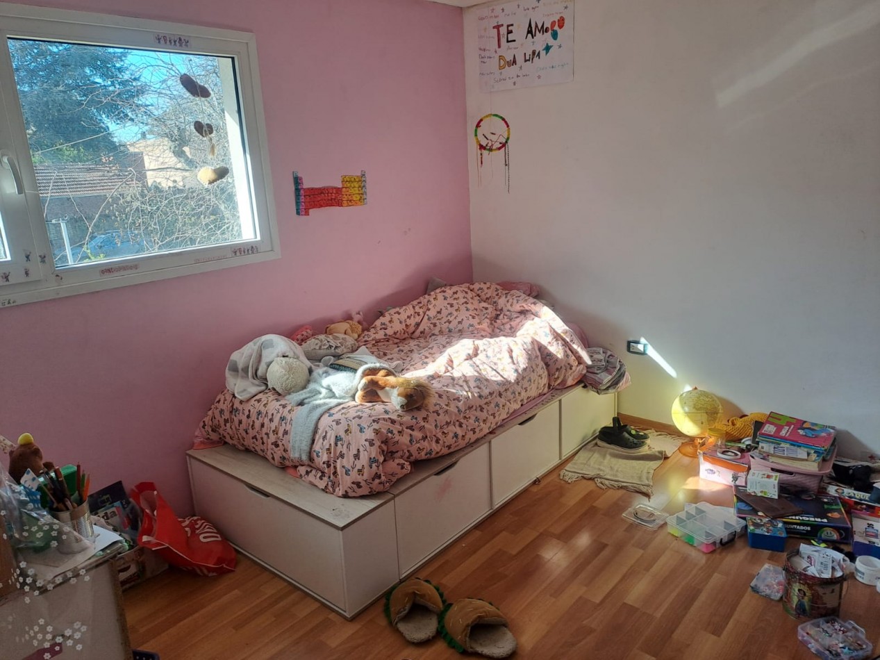 Chalet 5 amb. - escritorio - garage doble paralelo - parque