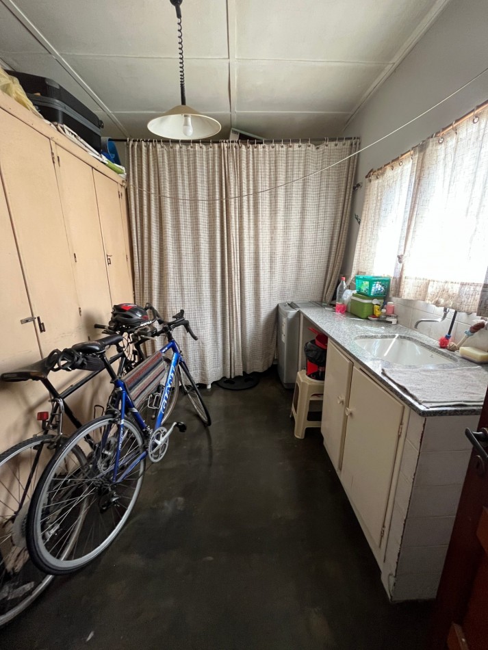 Casa mas 2 Dptos. (Block)