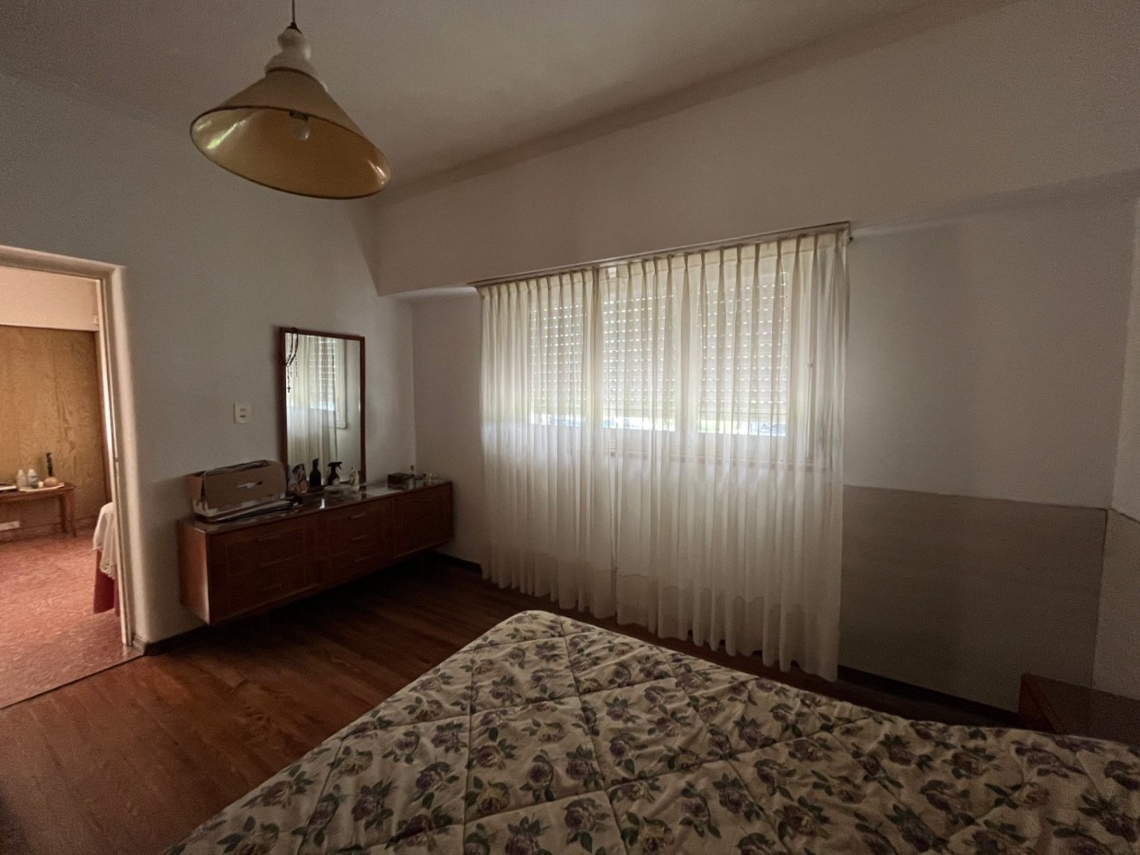 Casa mas 2 Dptos. (Block)