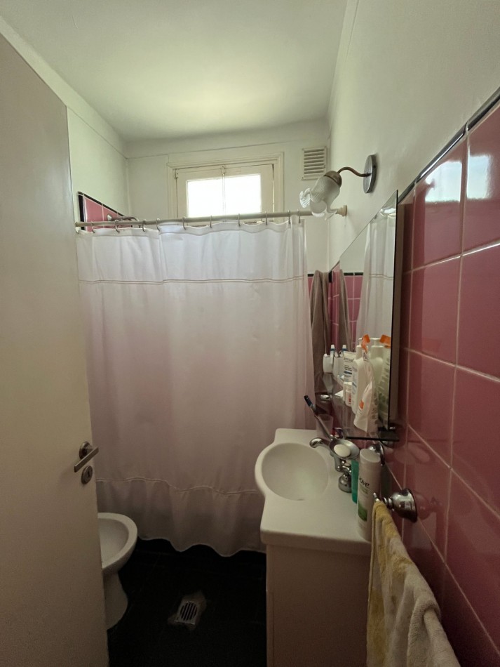 Casa mas 2 Dptos. (Block)