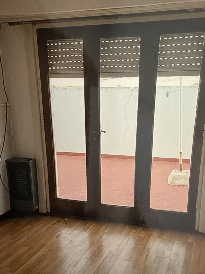 Dpto. 3 amb. c/patio 