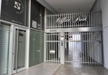 Oficina Moderna - A la calle con mucho Sol
