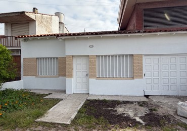 Chalet 3 ambientes en PH con garage y patio